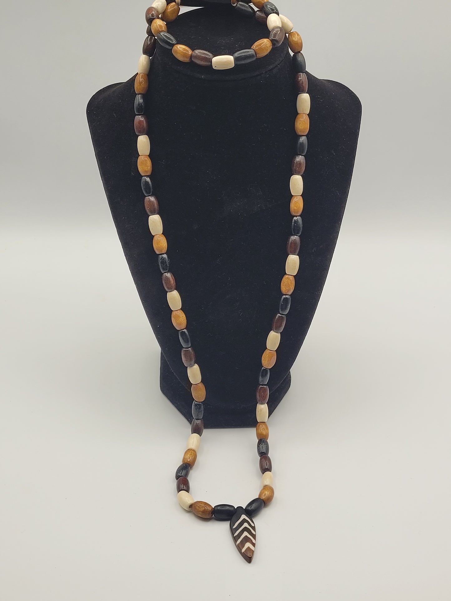 Natural Wood Bead Necklace with Spear pendant & Bracelet Set