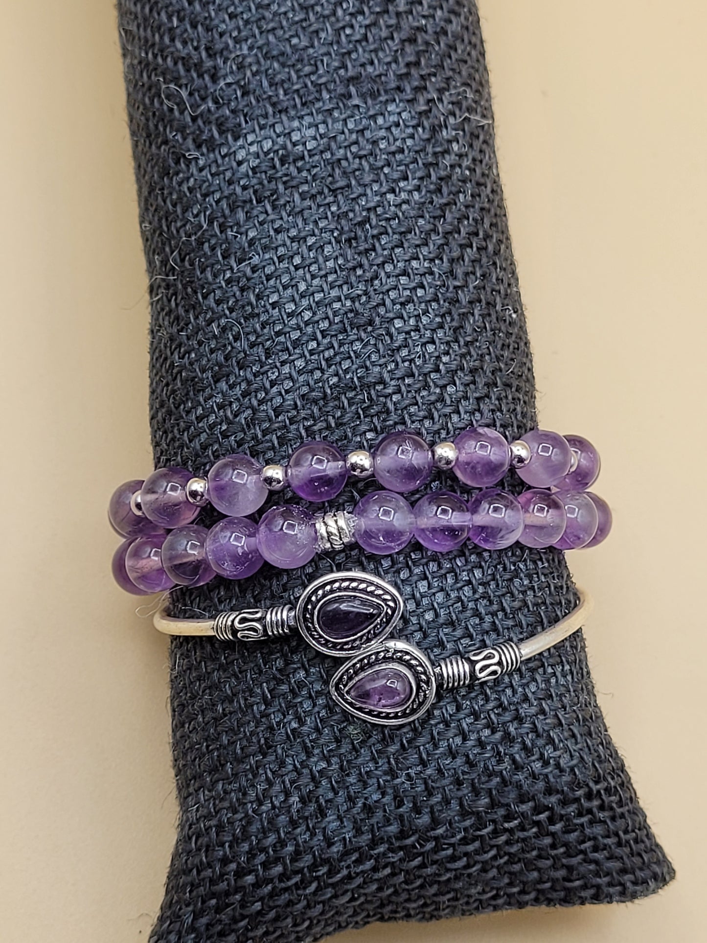 Amethyst tip Bangle & Beads 3pcs.