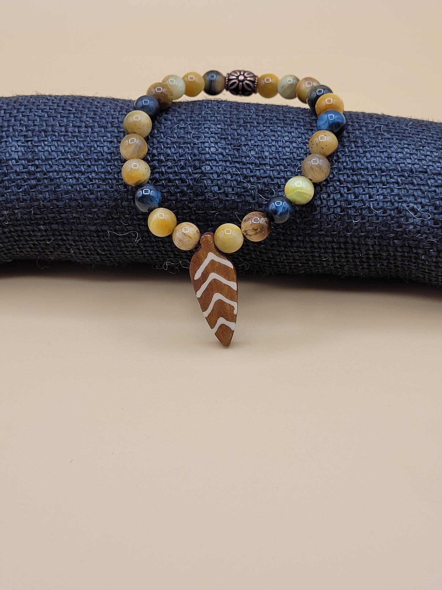 Mixed Tiger's Eye Bed Bracelet