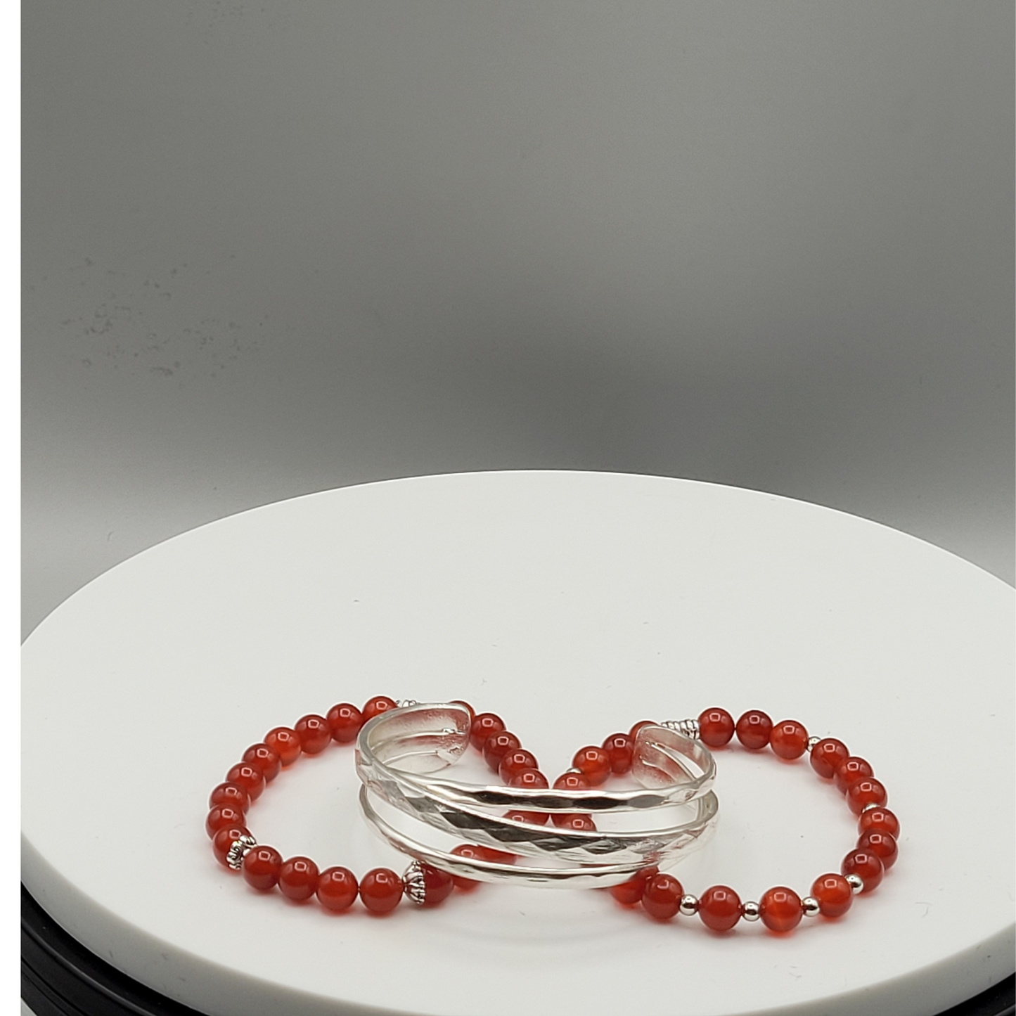 Carnelian Stone & Twisted Bangle tirset