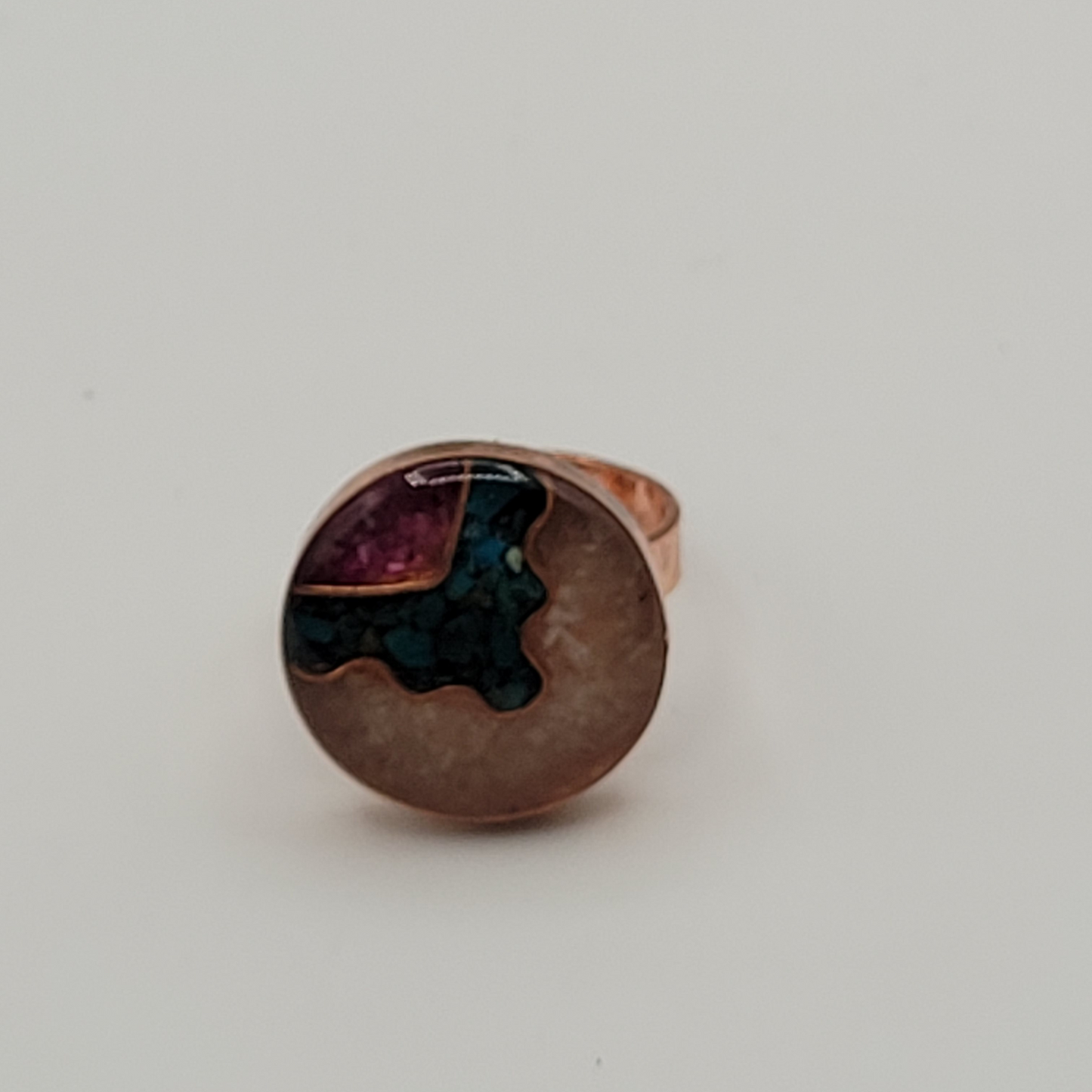 Round Chip Stone & Copper Rings